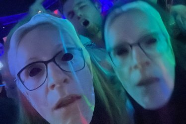 Neznáme vás, ale jste kurva skvělí! Karolína a Anet